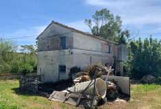 Foto Rustico in vendita a Recanati