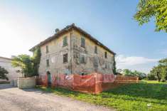Foto Rustico in vendita a Reggio Emilia