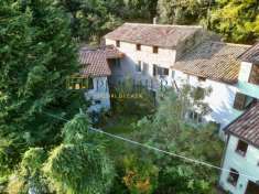 Foto Rustico in vendita a Rivoli Veronese