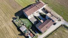 Foto Rustico in Vendita a Rovato