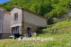 Foto Rustico in vendita a San Colombano Certenoli