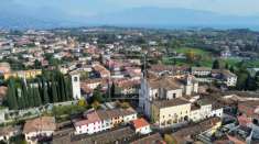 Foto Rustico in vendita a San Felice Del Benaco