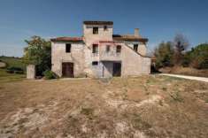 Foto Rustico in vendita a San Marcello