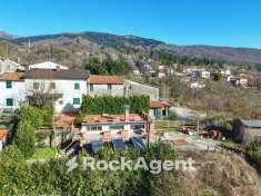 Foto Rustico in vendita a San Marcello Piteglio