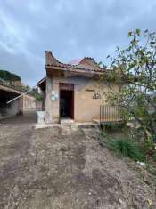 Foto Rustico in vendita a Santa Cristina Gela
