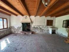 Foto Rustico in Vendita a Soave Fitt