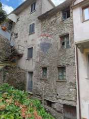 Foto Rustico in vendita a Stazzema