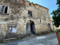 Foto Rustico in vendita a Teano - 9 locali 360mq