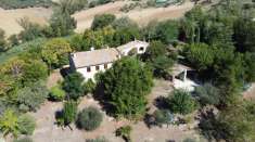 Foto Rustico in vendita a Terre Roveresche