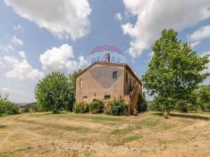 Foto Rustico in vendita a Todi