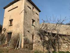 Foto Rustico in Vendita a Tregnago Tregnago