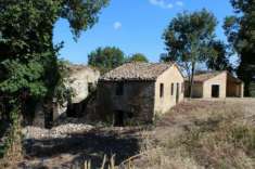 Foto Rustico in vendita a Vallefoglia