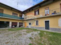 Foto Rustico in vendita a Vergiate - 2 locali 84mq