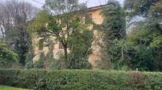 Foto Rustico in vendita a Verona