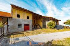 Foto Rustico in vendita a Villar San Costanzo