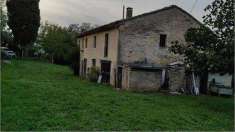 Foto Rustico/Casale in Vendita, 6 Locali, 300 mq, Osimo