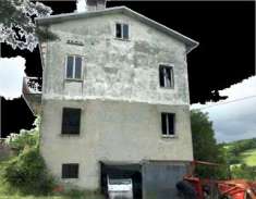 Foto Rustico/Casale in Vendita, pi di 6 Locali, 142,61 mq, Pennabill