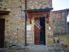 Foto Rustico/Casale in Vendita, pi di 6 Locali, 200 mq, Sansepolcro