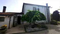 Foto Rustico/Casale in Vendita, pi di 6 Locali, 203 mq, Lendinara