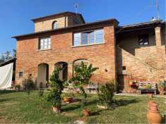 Foto Rustico/Casale in Vendita, pi� di 6 Locali, 250 mq, Foiano della