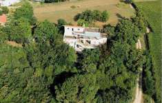 Foto Rustico/Casale in Vendita, pi di 6 Locali, 367 mq, Rosciano (Pi