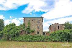 Foto Rustico/Casale in Vendita, pi di 6 Locali, 450 mq, Villafranca