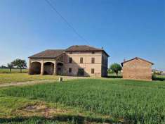 Foto Rustico/Casale in Vendita, pi di 6 Locali, 700 mq, Soragna