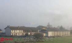 Foto Rustico/Casale/Corte in Vendita, 400 mq (Bra)