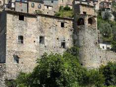 Foto Rustico/Casale/Corte in Vendita, pi di 6 Locali, 292 mq (Prata