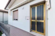 Foto SAVIGNANO zona CAGNONA: casa singola con capannone e servizi esterni - LOTTO di circa 1.500 mq.