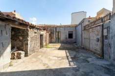 Foto Singola in vendita a Camporotondo Etneo