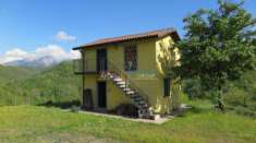 Foto Singola in vendita a Fivizzano