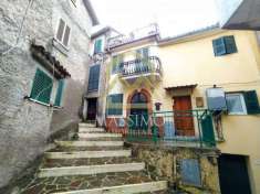 Foto Singola in vendita a Rocca Santo Stefano