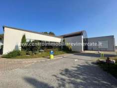 Foto Sotto Il Monte (BG) : In vendita immobile commerciale - artigianale