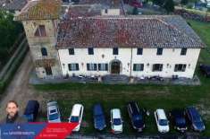 Foto Stabile - Palazzo in vendita a Scarperia e San Piero - 25 locali 7690mq