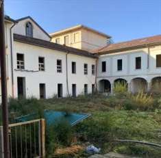 Foto Stabile / Palazzo in Vendita, 1 Locale, 3300 mq, Gallarate