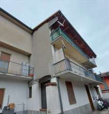 Foto Stabile / Palazzo in Vendita, 1 Locale, 63 mq, Calvenzano