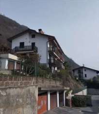 Foto Stabile / Palazzo in Vendita, 2 Locali, 89 mq, Bianzano