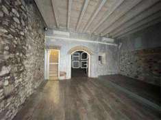 Foto Stabile / Palazzo in Vendita, 4 Locali, 195 mq, Desenzano del Ga