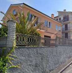 Foto Stabile / Palazzo in Vendita, 4 Locali, 74 mq, Serra de' Conti
