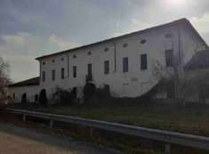 Foto Stabile / Palazzo in Vendita, 5 Locali, 1693 mq, Busseto