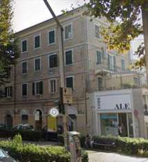 Foto Stabile / Palazzo in Vendita, 5 Locali, 96 mq, Ancona