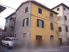 Foto Stabile / Palazzo in Vendita, 5 Locali, 96 mq, Pescia