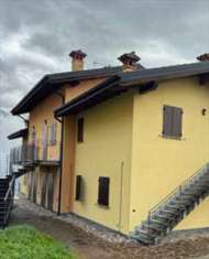 Foto Stabile / Palazzo in Vendita, 6 Locali, 110 mq, Camerata Cornell