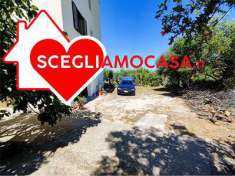Foto Stabile / Palazzo in Vendita, 6 Locali, 157 mq, Davoli