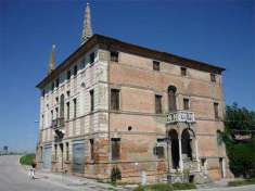 Foto Stabile / Palazzo in Vendita, pi di 6 Locali, 1094,02 mq, Bovol