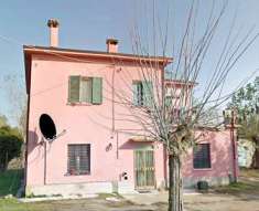 Foto Stabile / Palazzo in Vendita, pi di 6 Locali, 206 mq, Budrio