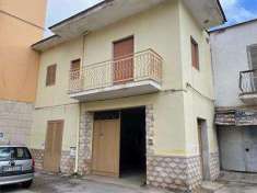 Foto Stabile / Palazzo in Vendita, pi di 6 Locali, 240 mq, Mondragon