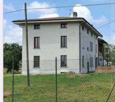 Foto Stabile / Palazzo in Vendita, pi di 6 Locali, 390 mq, Fiorenzuo