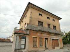 Foto Stabile / Palazzo in Vendita, pi di 6 Locali, 400 mq, Aviano (S